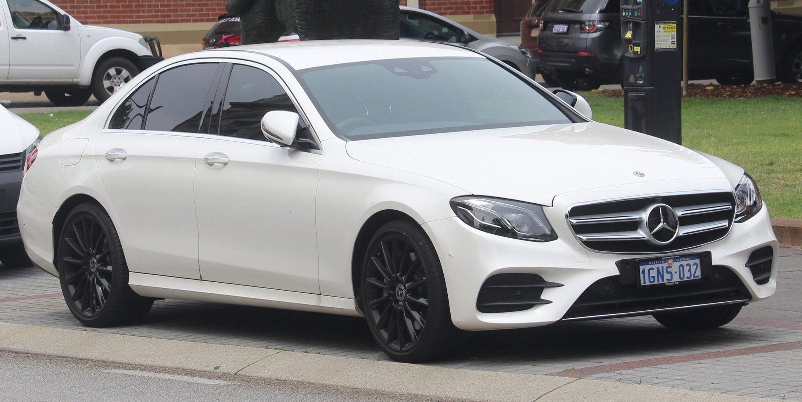 Mercedes-Benz E-class 2023