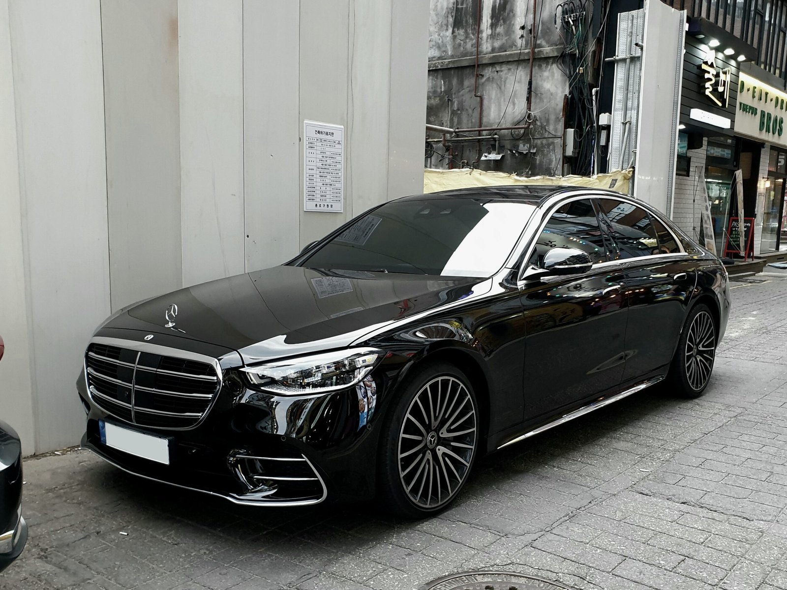 Mercedes-Benz S-class 2022